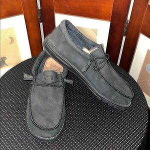 EUC Hey Dude Wally leather shoes